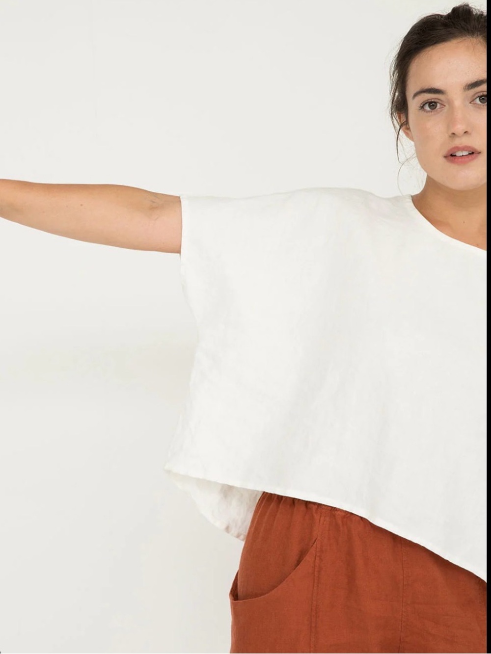 Elizabeth Suzann Linn Tee - white linen - OSM
